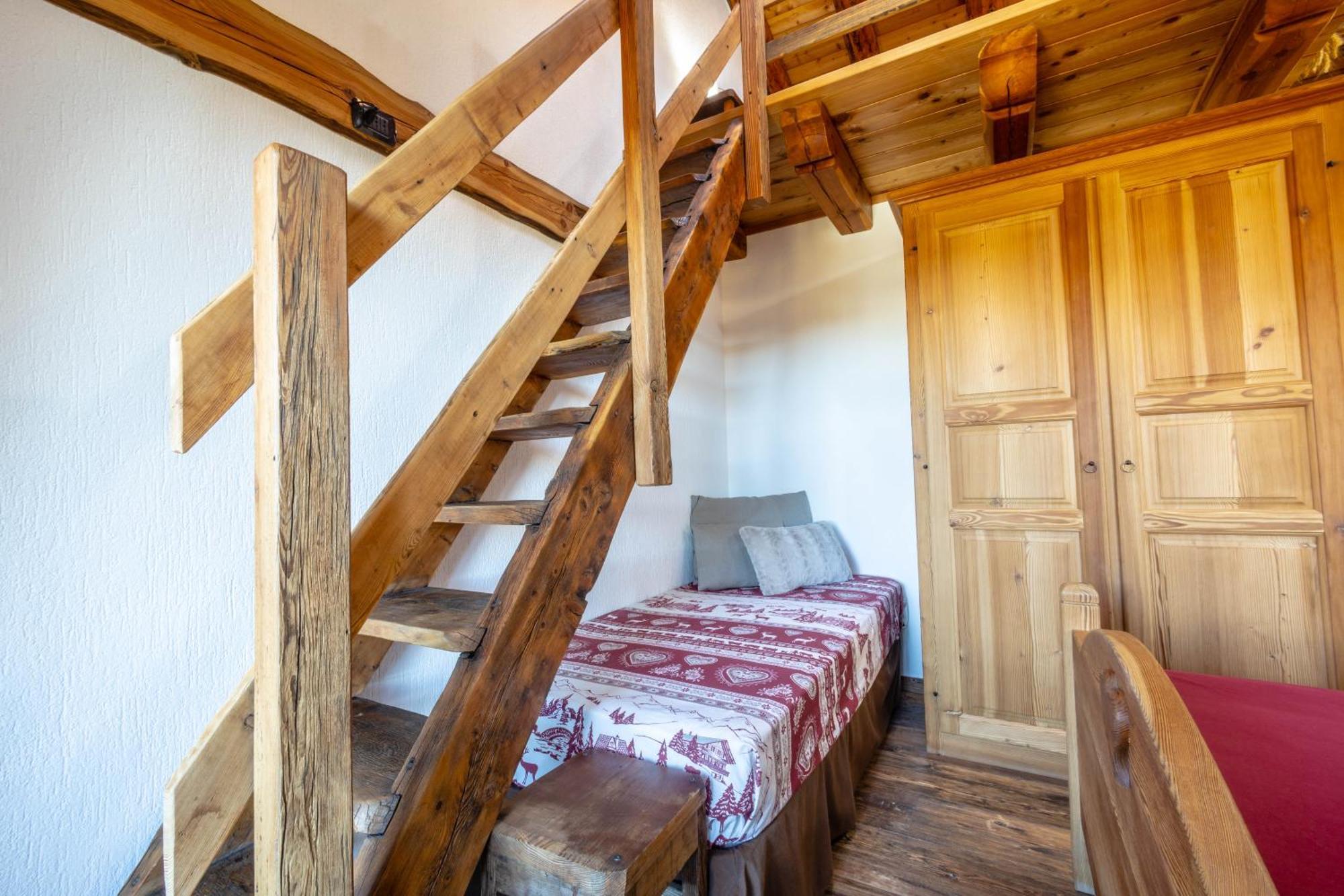 Le Coin Des Melezes - Nature & Trek - Camere In Baita Di Montagna Brusson Zewnętrze zdjęcie