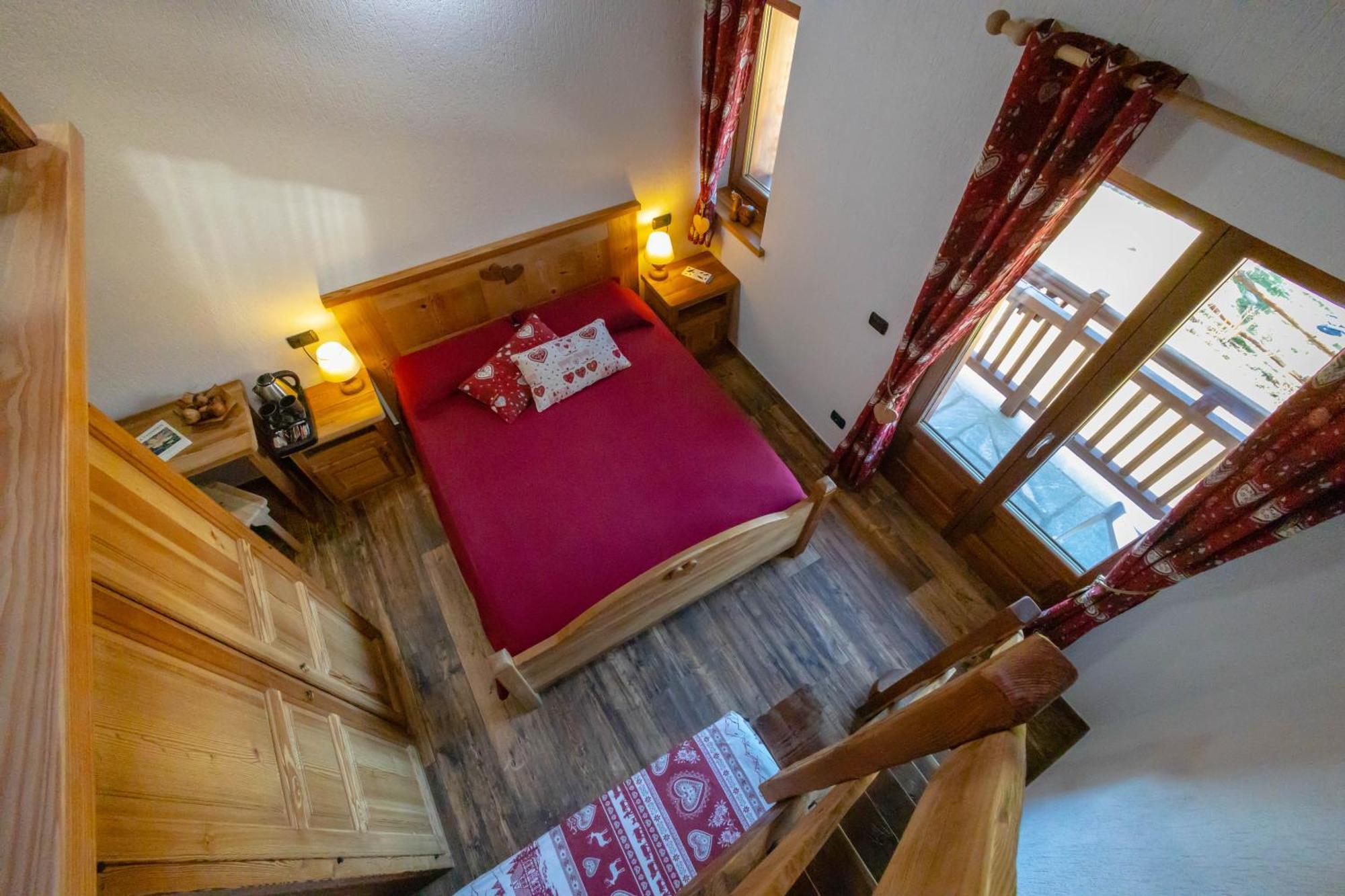 Le Coin Des Melezes - Nature & Trek - Camere In Baita Di Montagna Brusson Zewnętrze zdjęcie