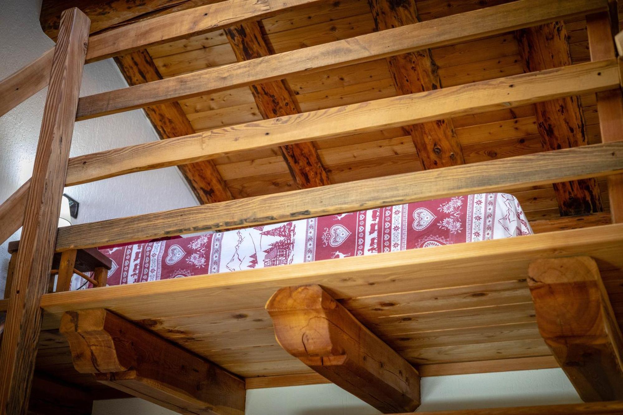 Le Coin Des Melezes - Nature & Trek - Camere In Baita Di Montagna Brusson Zewnętrze zdjęcie