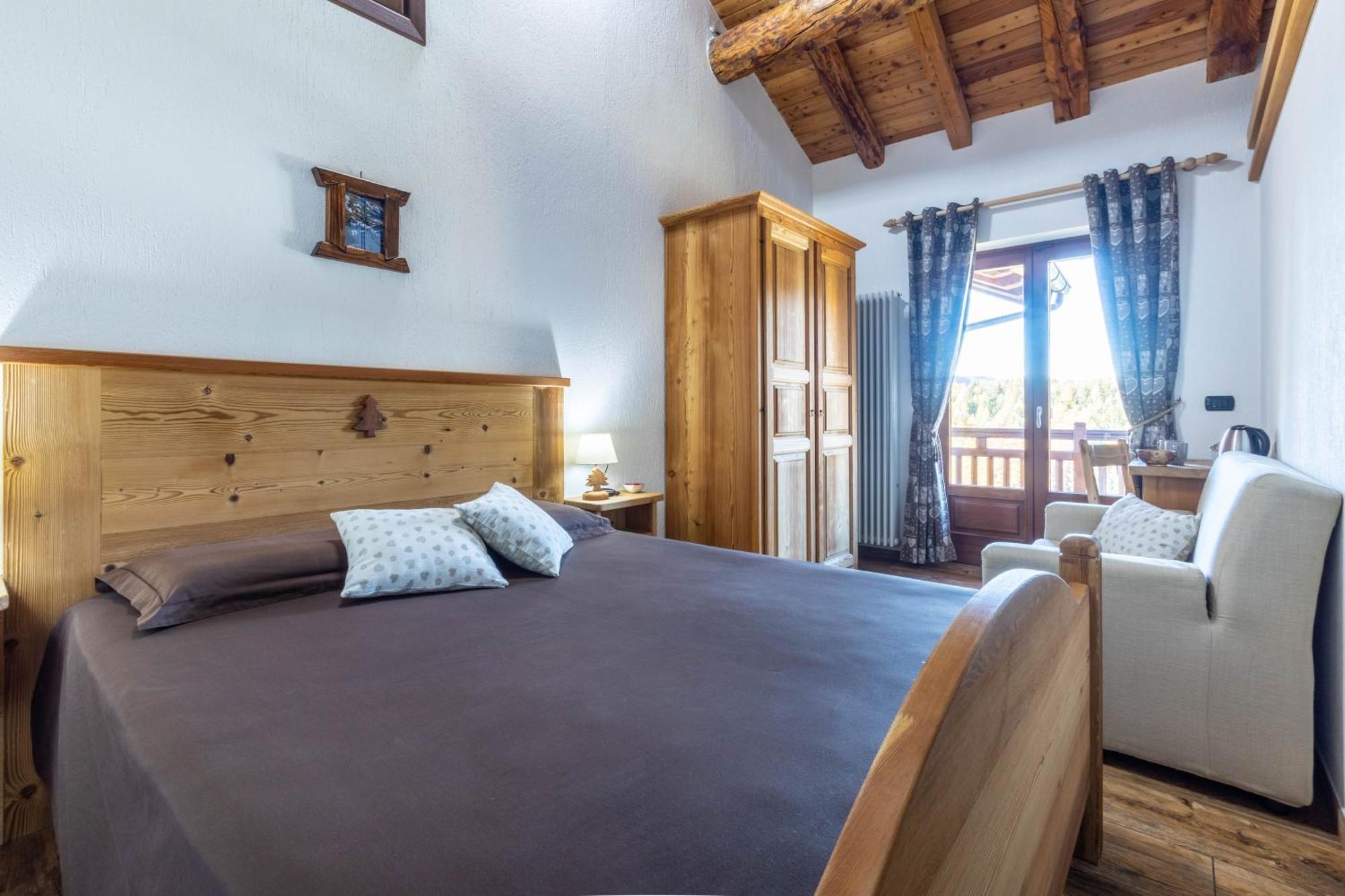 Le Coin Des Melezes - Nature & Trek - Camere In Baita Di Montagna Brusson Zewnętrze zdjęcie