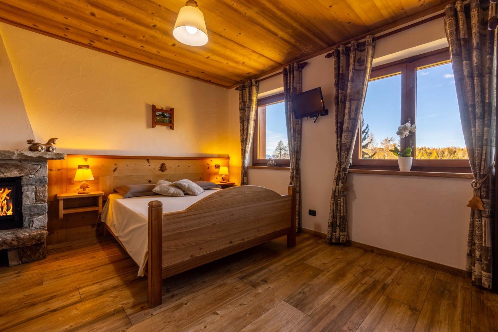 Le Coin Des Melezes - Nature & Trek - Camere In Baita Di Montagna Brusson Zewnętrze zdjęcie